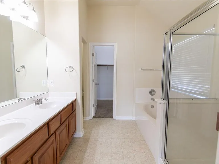 20201 Mustang Island Cir — Photo 9