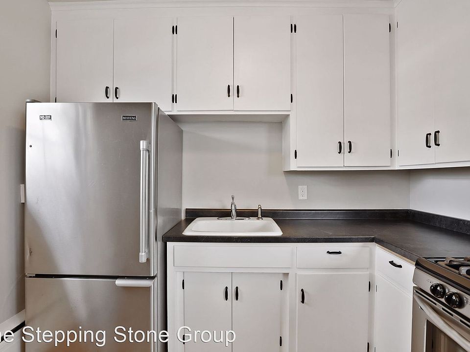 1st image of 2324 Glenwood Ave #203