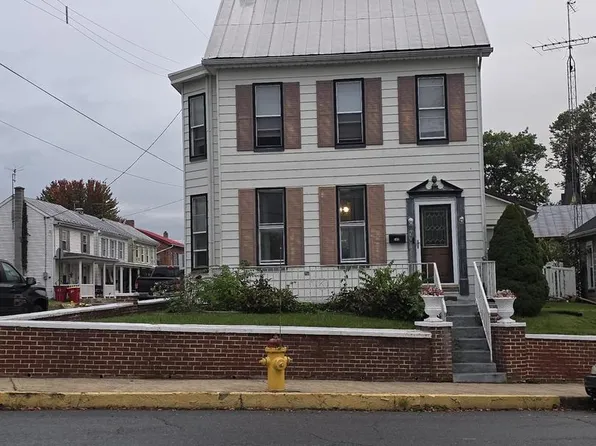 7 Walnut St, Newville, PA 17241