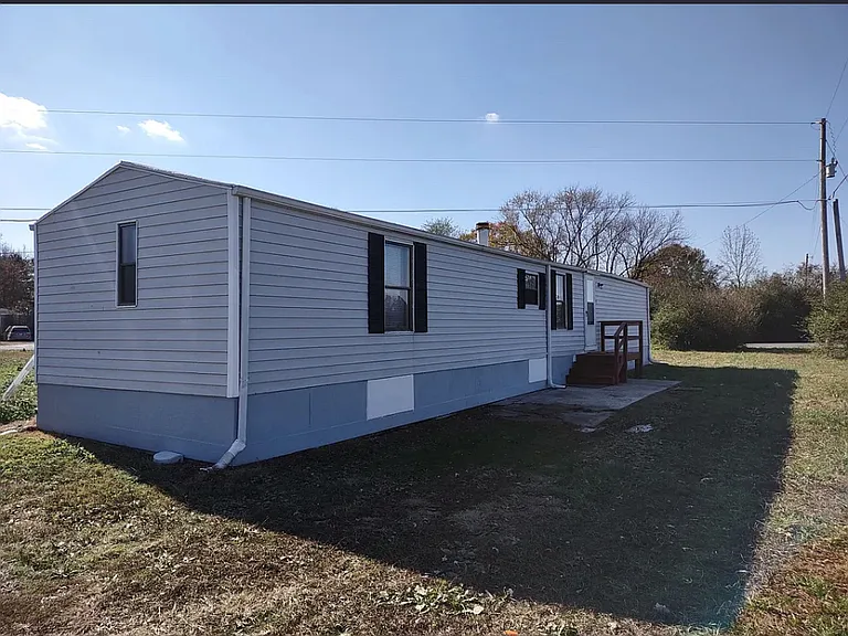 1717 Roscoe Howey Rd — Photo 2