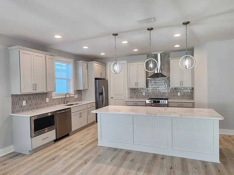 1083 Harrison Bayou Dr — Photo 14