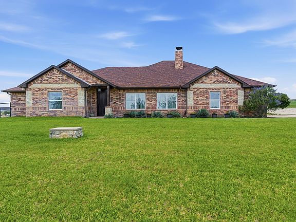 3rd image of 3020 Jolene Ct