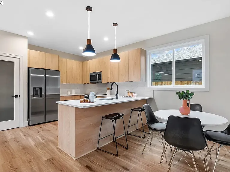2425 SE Chestnut St #2425 — Photo 8