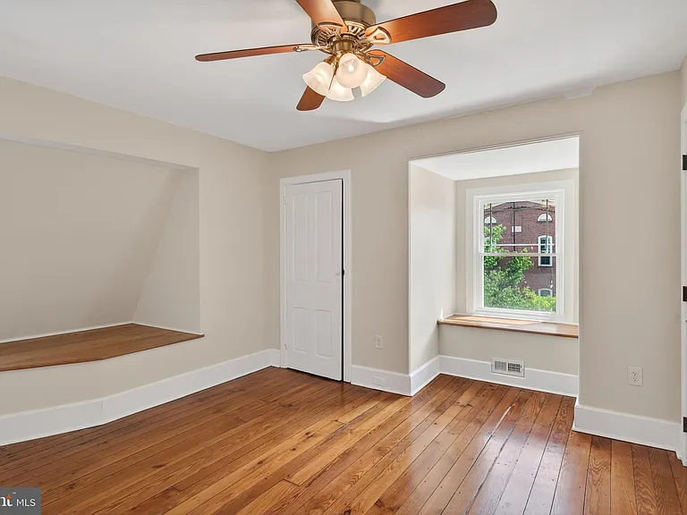 144 Gay St #2 — Photo 32