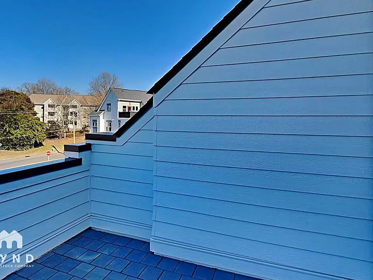 586 W End Dr — Photo 34