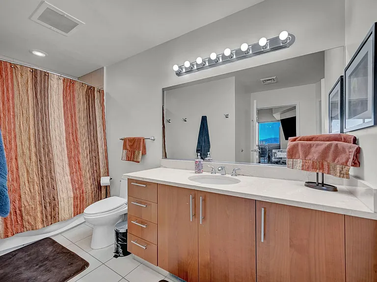 200 W Sahara Ave #811 — Photo 22