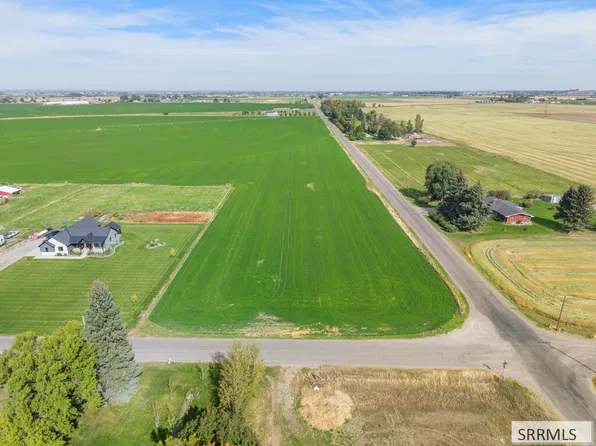 900 N, Shelley, ID 83274