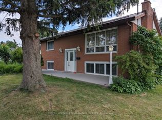 181 Colonial Rd, Quinte West, ON K8R 1B8