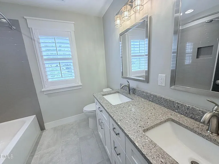 1023 Brighton Rd — Photo 10