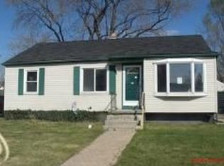 739 Chippewa Rd, Mount Clemens, MI 48043