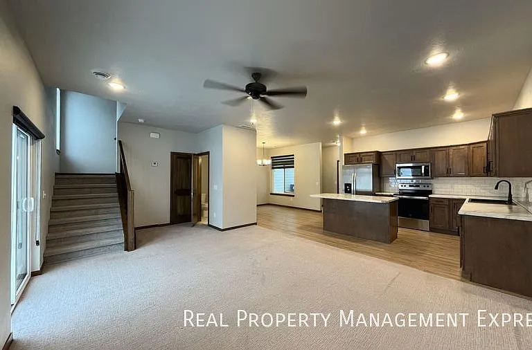 2415 E Copalis Pl — Photo 2