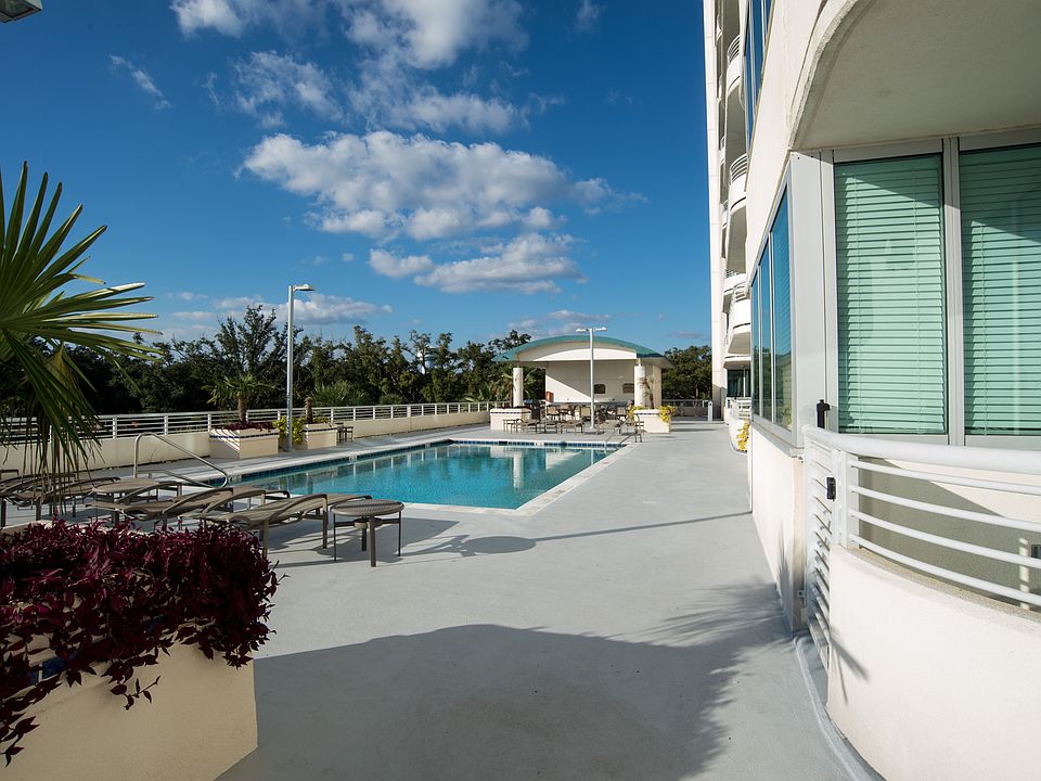 1st image of 2060 Beach Blvd