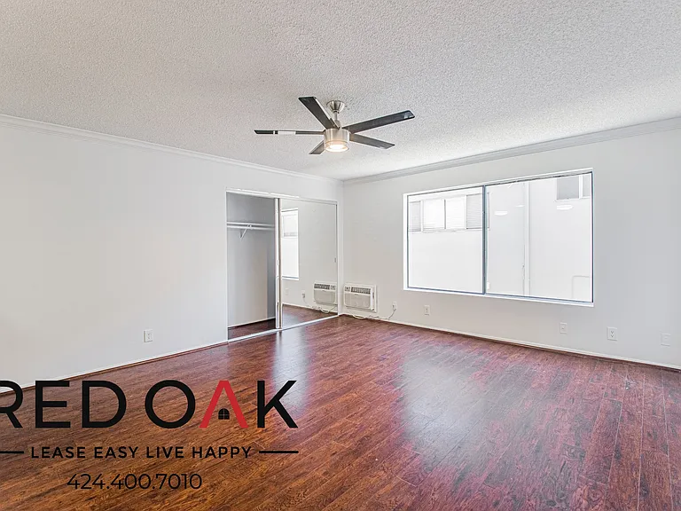 1522 N Formosa Ave — Photo 23