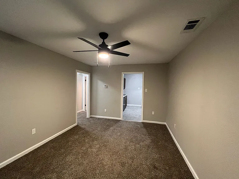 3012 Waynoka Ave — Photo 6