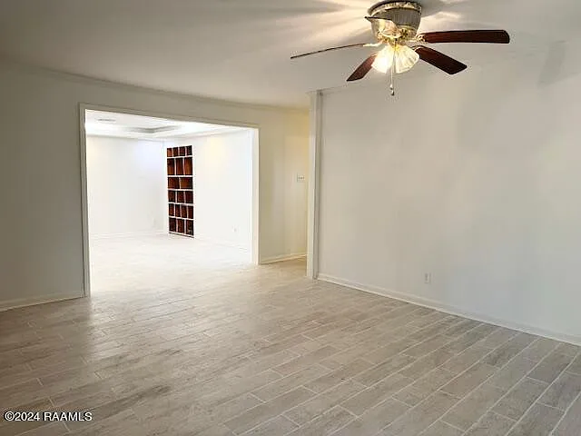 108 Notre Dame Dr — Photo 14
