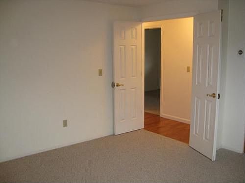 3rd image of 1501 NE 130th St