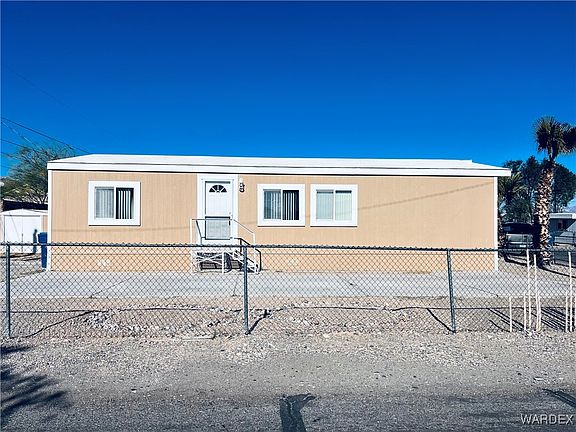 2nd image of 1969 Artesia Drive