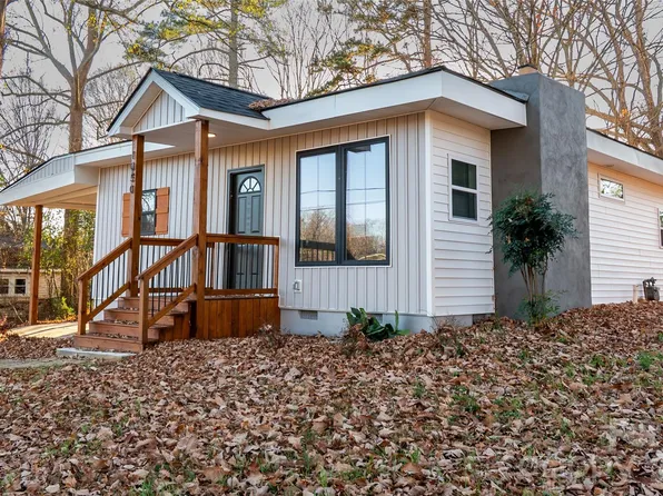 1050 Barnett Dr, Kings Mountain, NC 28086
