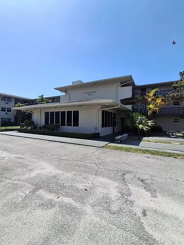 1250 E Sample Rd #303 Photo 1