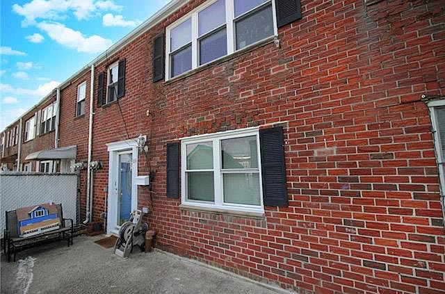 1st image of 164 Jules Dr