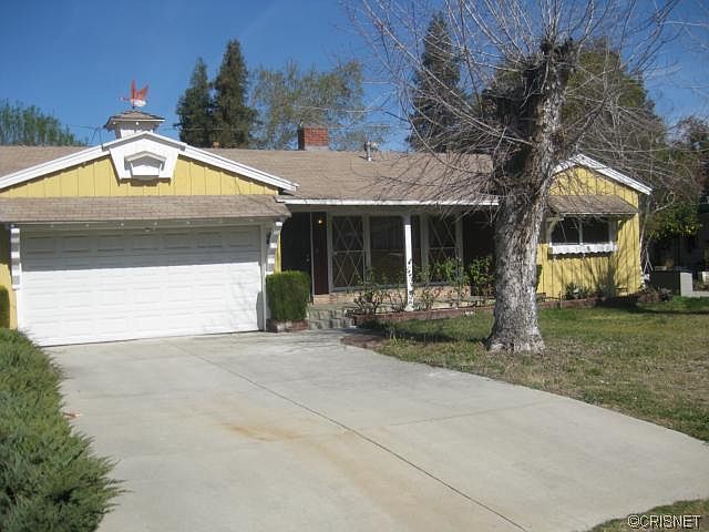 1st image of 23035 Leonora Dr