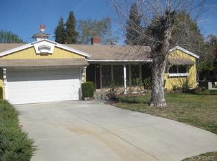 23035 Leonora Dr, Woodland Hills, CA 91367