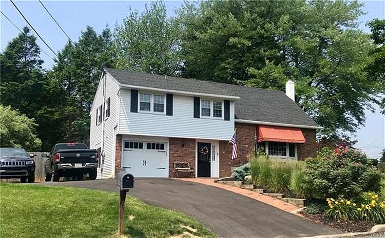 1st image of 18 Brentwood Ave