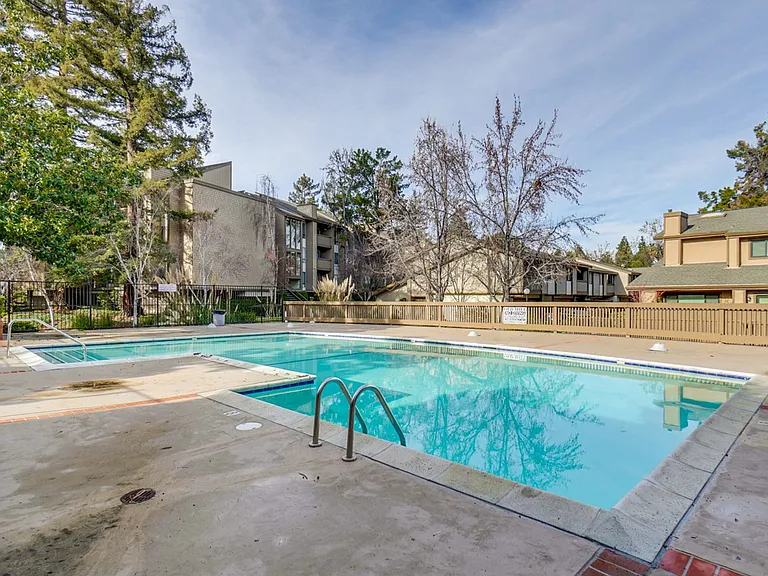 49 Showers Dr #F436 — Photo 5