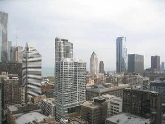 Building Photo - 200 N Dearborn St #4305