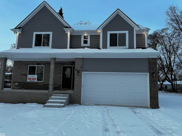 2115 Dawes Ave, Shelby Township, MI 48317