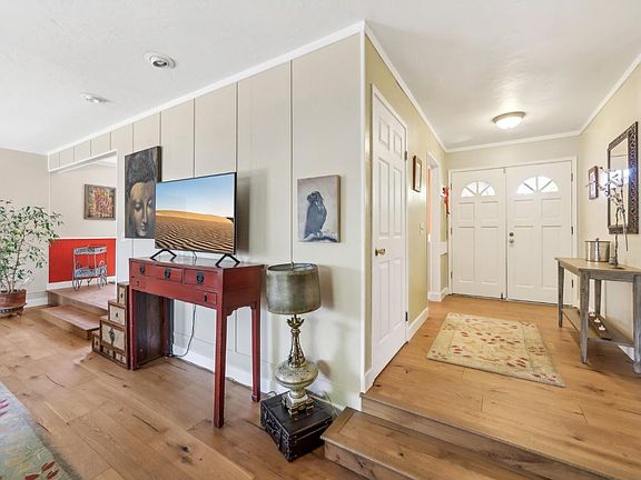 4th image of 1542 Bucknell Court