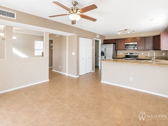 4th image of 9921 N Sky Ridge Pl