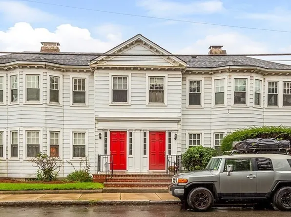 104 Summer St #1, Malden, MA 02148