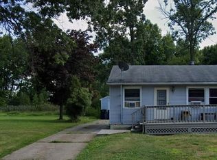 2023 Parkwood Dr NW, Warren, OH