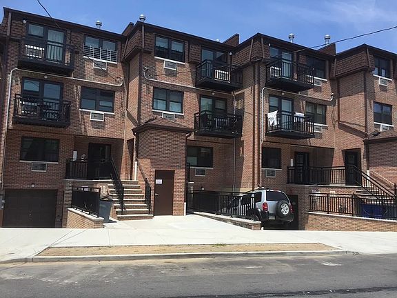 4th image of 8105 57th Ave #1