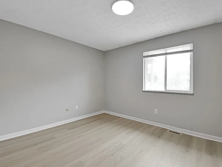 5978 Alice Dr — Photo 16
