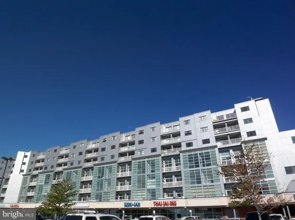 2702 Lighthouse Point E Unit 516, Baltimore, MD 21224
