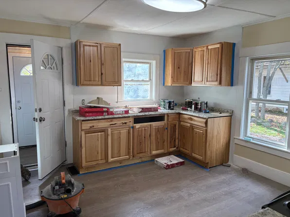 13 Emery St Unit A, Sanford, ME 04073