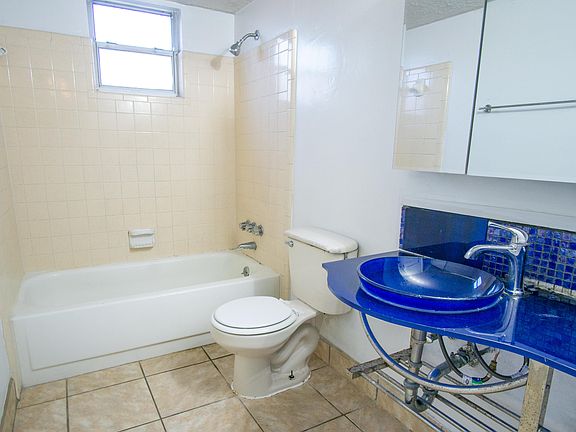 3rd image of 315 Bream Ave Unit 103