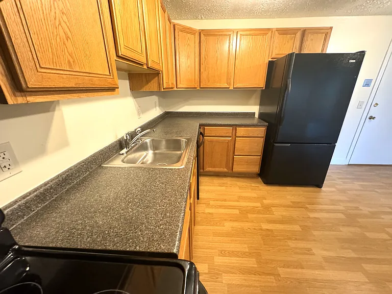 535 Calef Rd — Photo 9