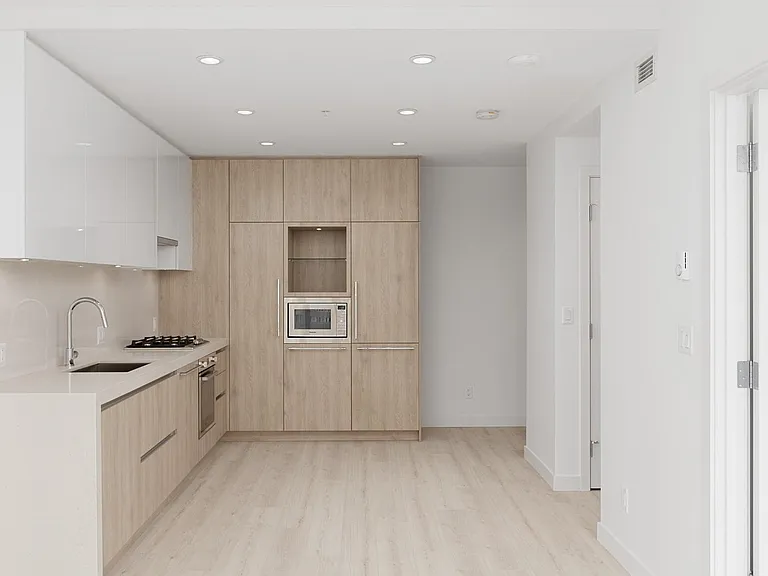 6080 McKay Ave #1210 — Photo 5