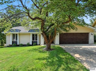 416 S 155th St, Omaha, NE 68154