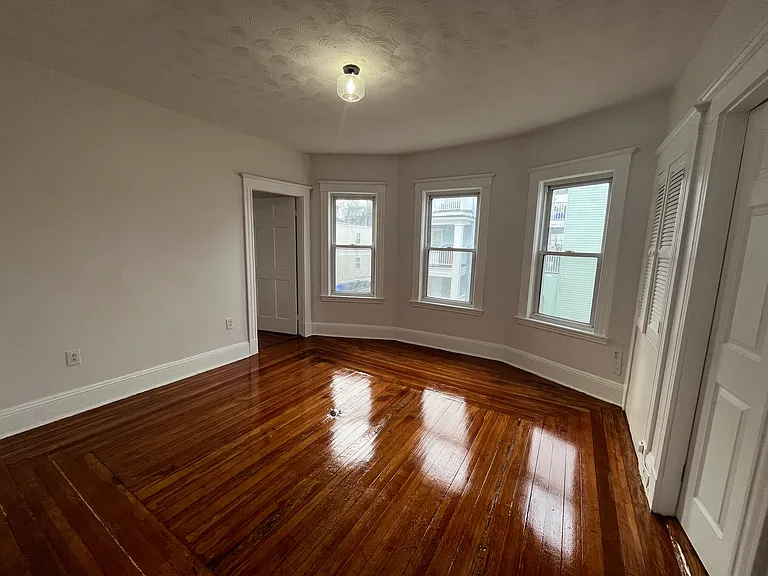 80 Barry St #2 — Photo 11