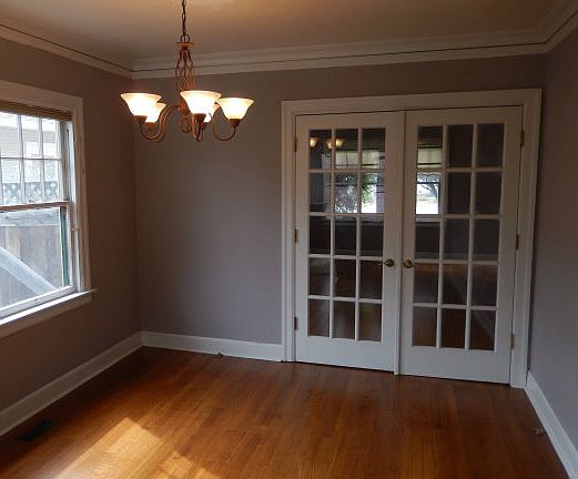 3rd image of 565 Atlanta Ave