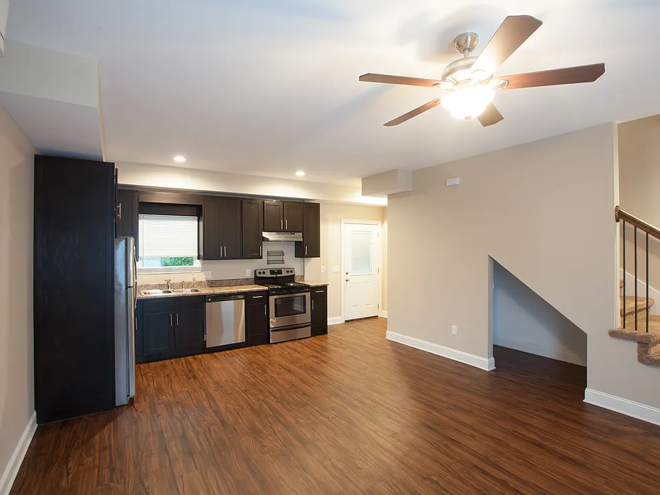 782 E Martin Luther King Blvd #910