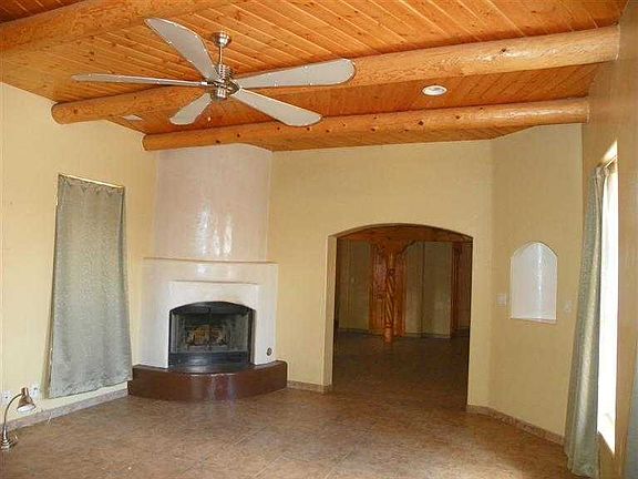 4th image of 4225 Grande Dr NW