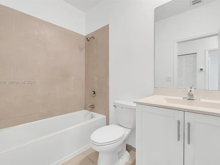 1791 SE 27th Ter #1791 — Photo 10