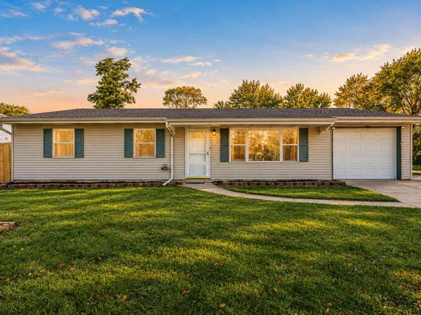 724 Capitol Rd, Valparaiso, IN 46385