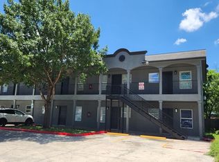 1702 W Craig Pl #8, San Antonio, TX 78201