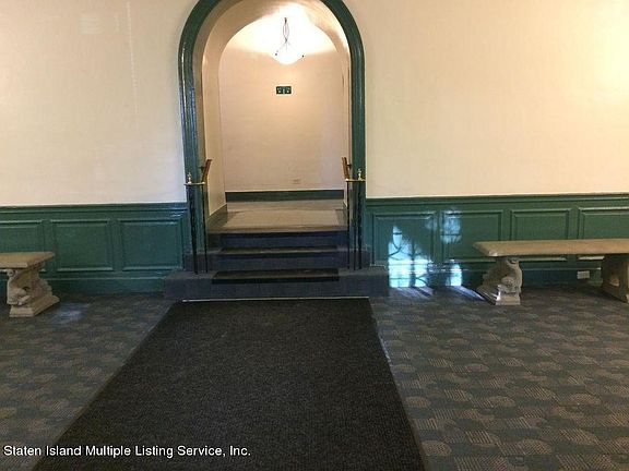 3rd image of 630 Victory Blvd APT 2E